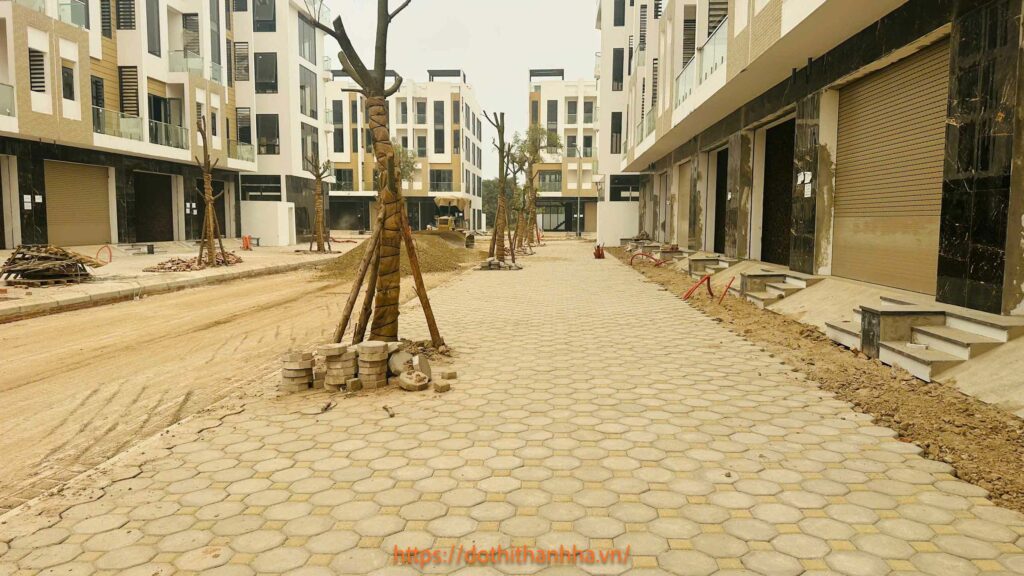 thuê liền kề thanh hà đường 17m