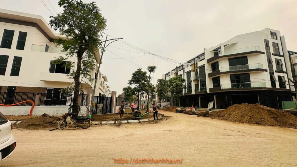 thuê liền kề thanh hà khu b1.2